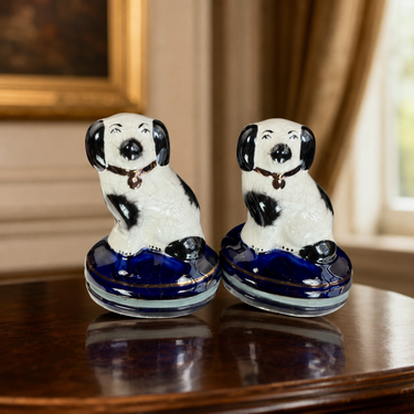 Staffordshire Ware Kent Black-White Dog Pair Ceramic Ornament Decor0