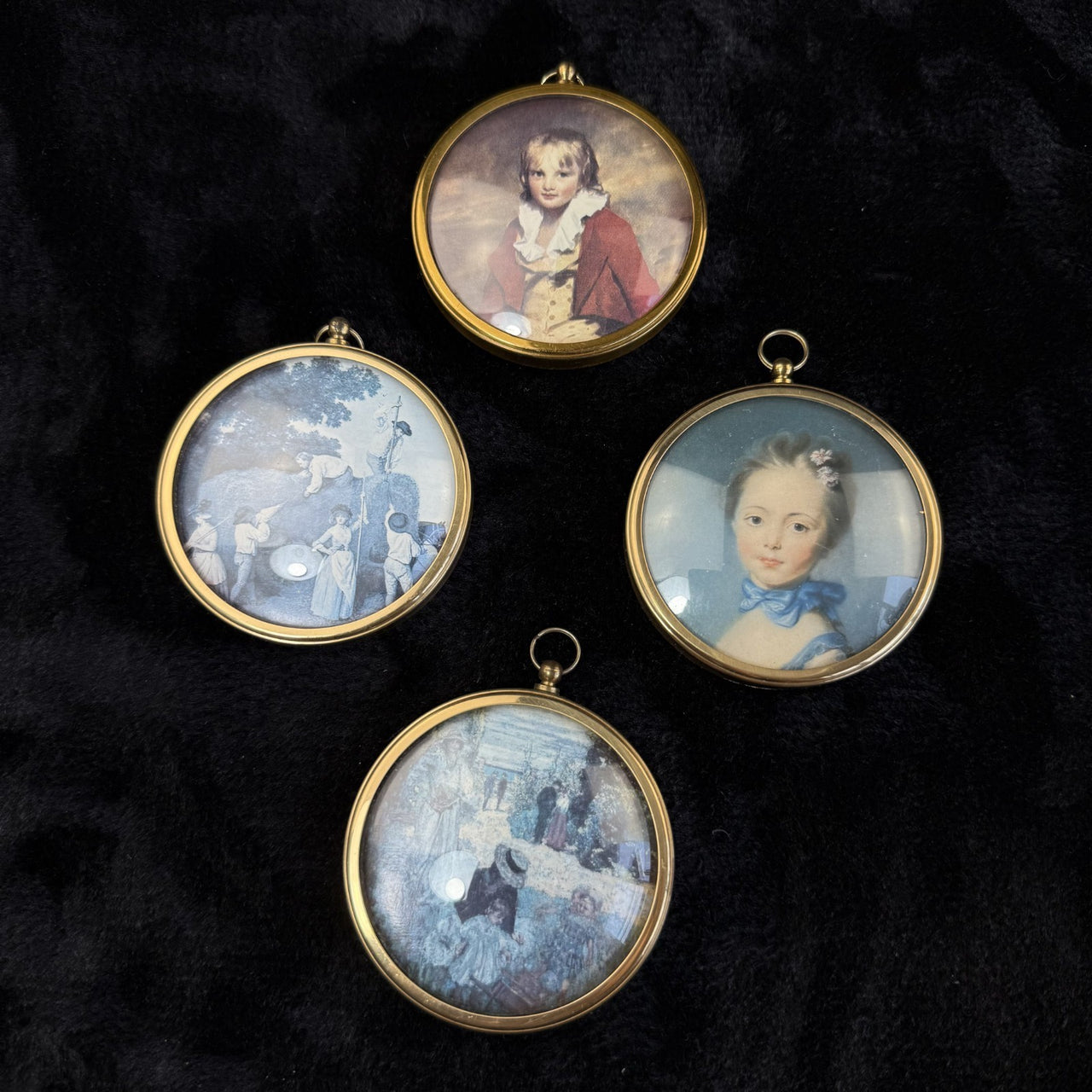 Set of 4 Vintage Miniature 9 cm Portraits Peter Bates Gallery National frame set11