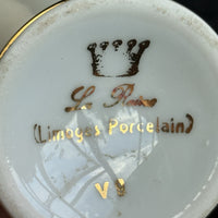 Thumbnail for Pair of La Reine Limoges Porcelain Vases Gold Gilt Romantic Courting Couple6