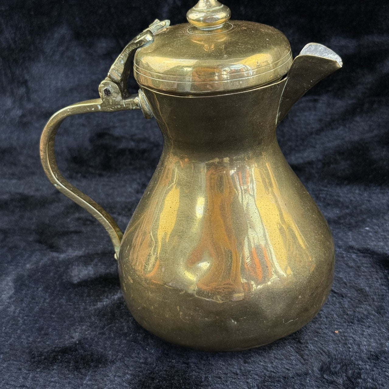 Brass Antique Tankard or Pouring Vessel w Hinged Lid gold brass victorin pitcher9
