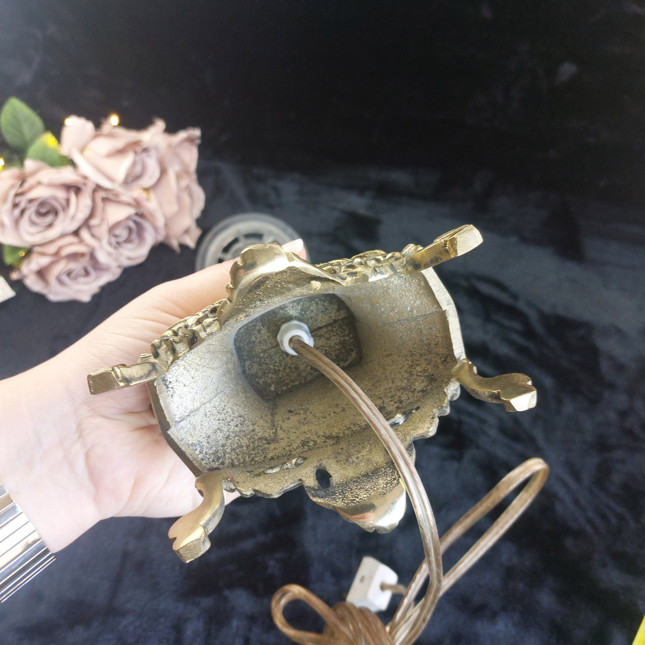 Stunning Ornate Rococo Brass Lamp French Styl Heavy Urn Scroll Base 19" no shade15