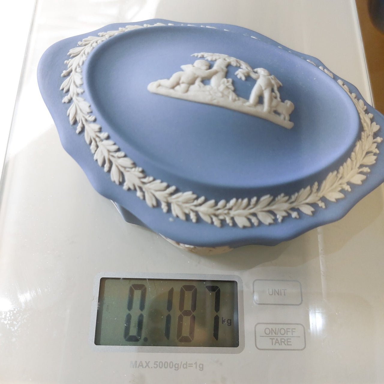 Wedgwood Jasperware  Blue Oval   Elegant Vintage Collectible Trinket Box 14