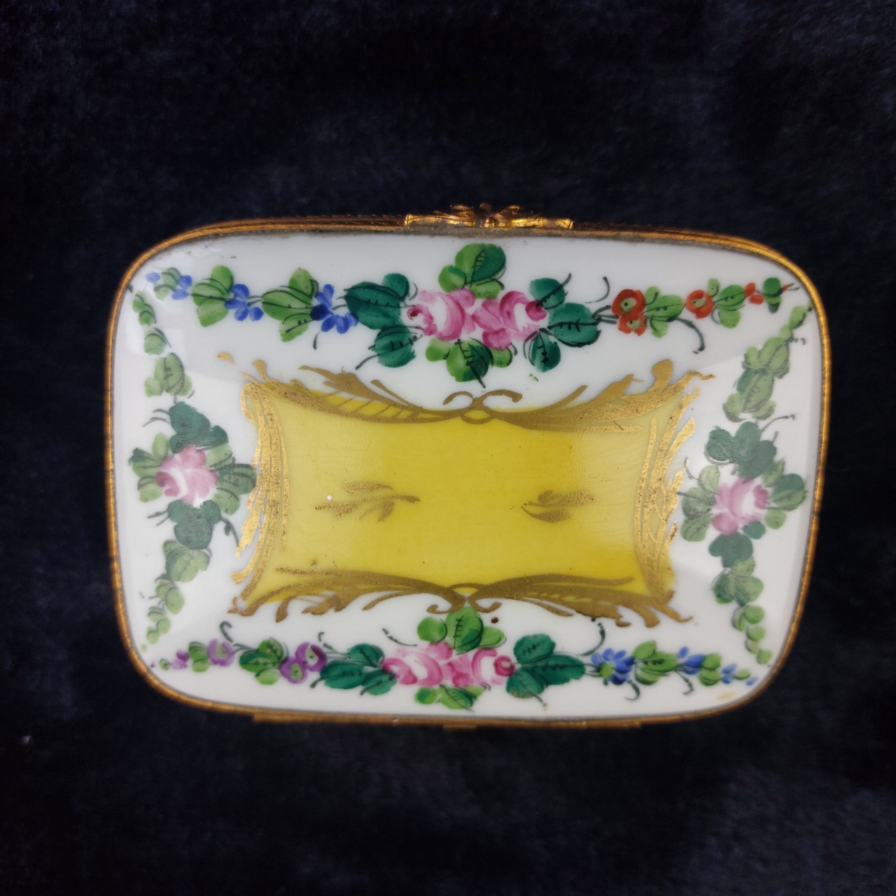 Limoges France 1920s porcelain width cm 9 x 7 height cm 3.7 jewellery box gift9