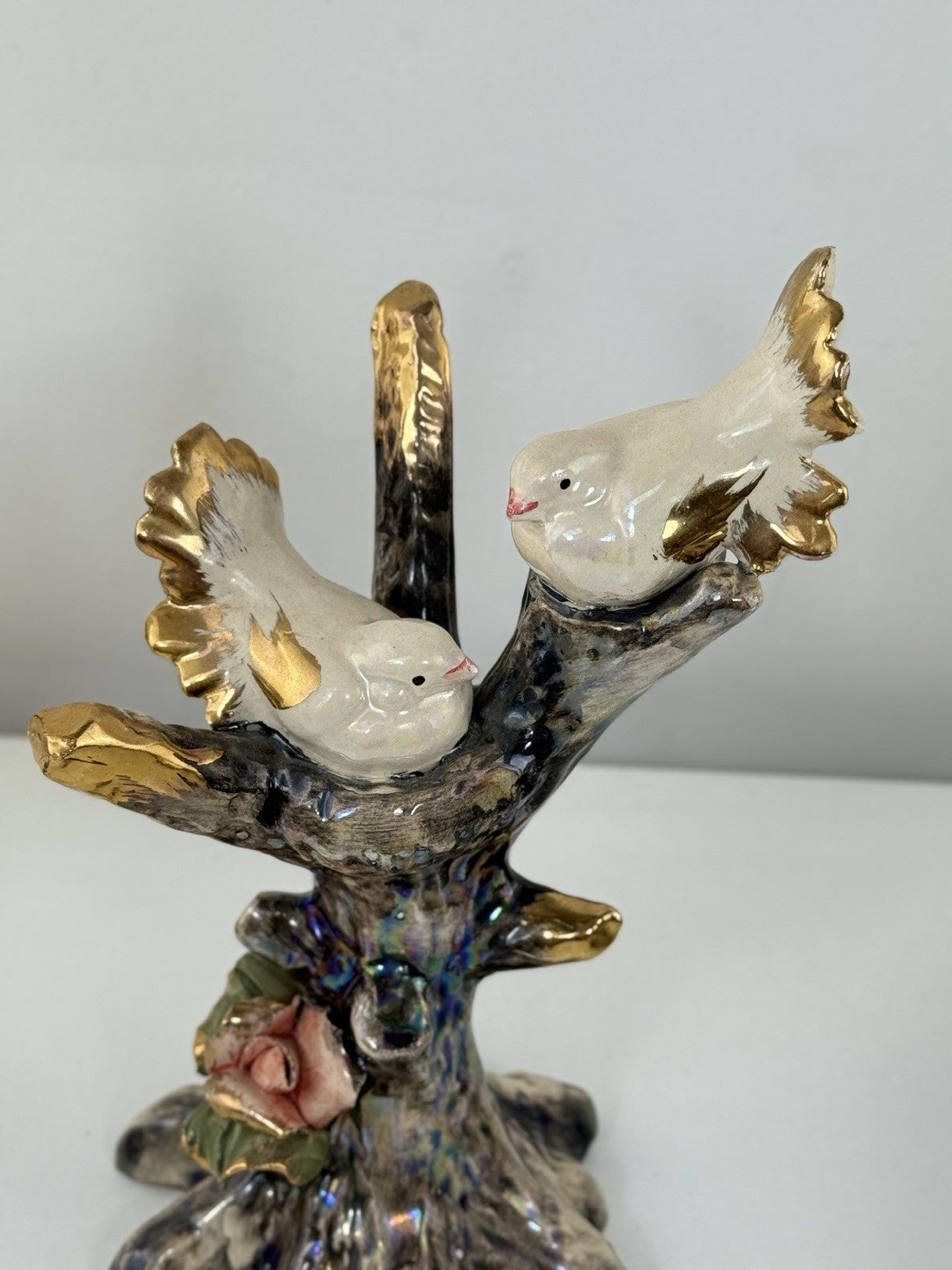 Ceramic Bird Pair Figurine Tree Truck Iridescent Roses Good Trim See Pics Decor2