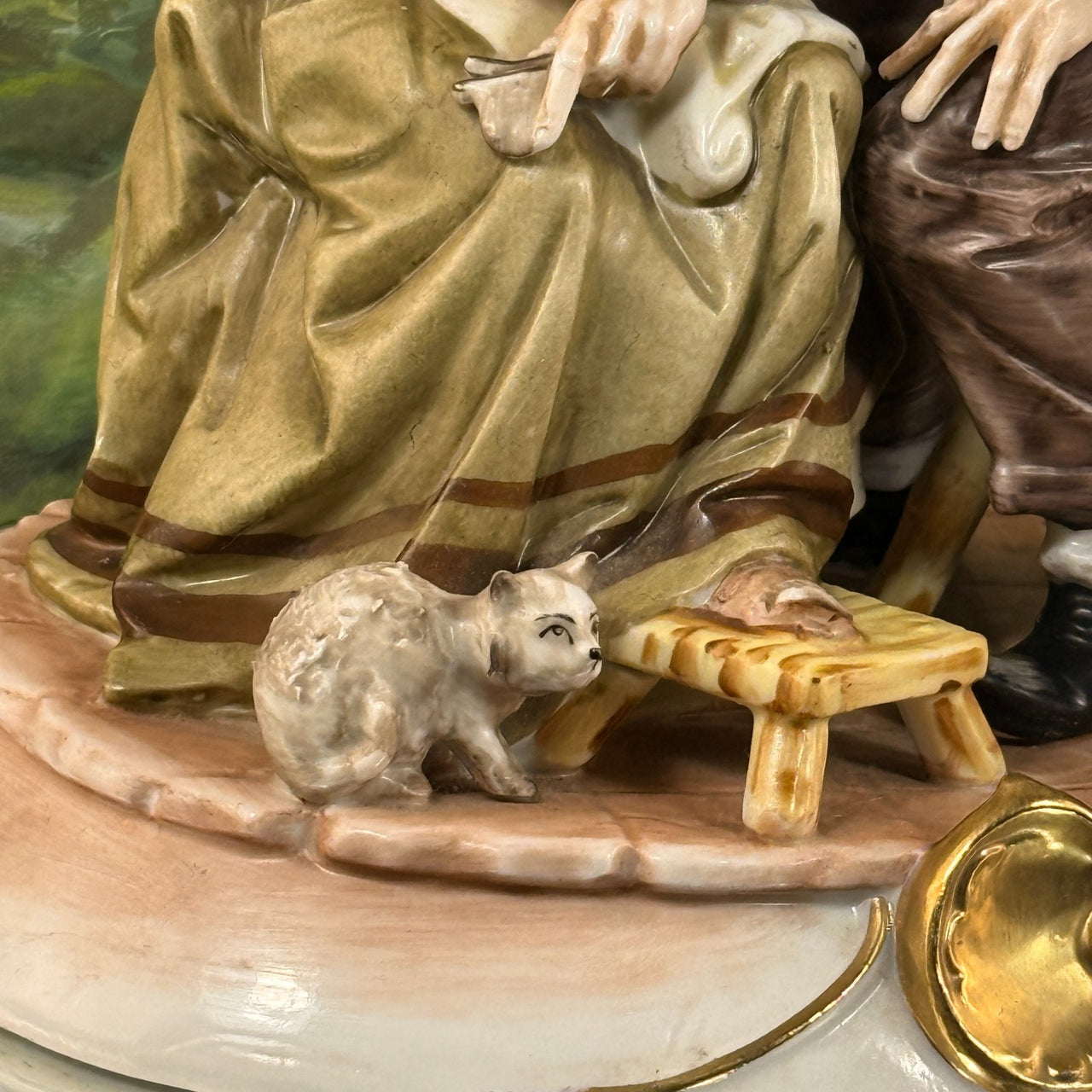 Fuji Figure Porcelain Couple Scene Large Figurine 9.5in display decor bookshelf7