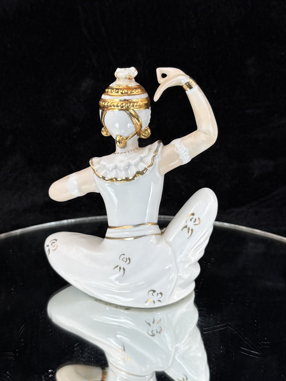 Vintage Mid-Century Figurine Porcelain Set - Dancer with Two Candle Holders10