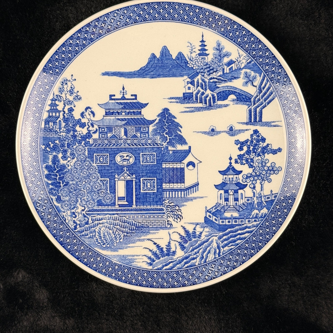 Spode Mint Danbury Willow Pattern Plates x3 Temple Landscape antique Blue White8