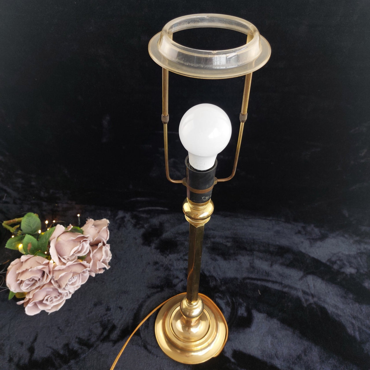 Heavy Brass Lamp Table 26" Tall Vintage European antique Style Lighting 1910 dec3