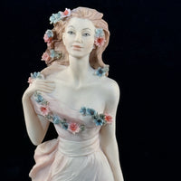 Thumbnail for Vittorio Tessaro A.D.L. Italian Beautiful Lady Figurine Italy Home Decor 19913