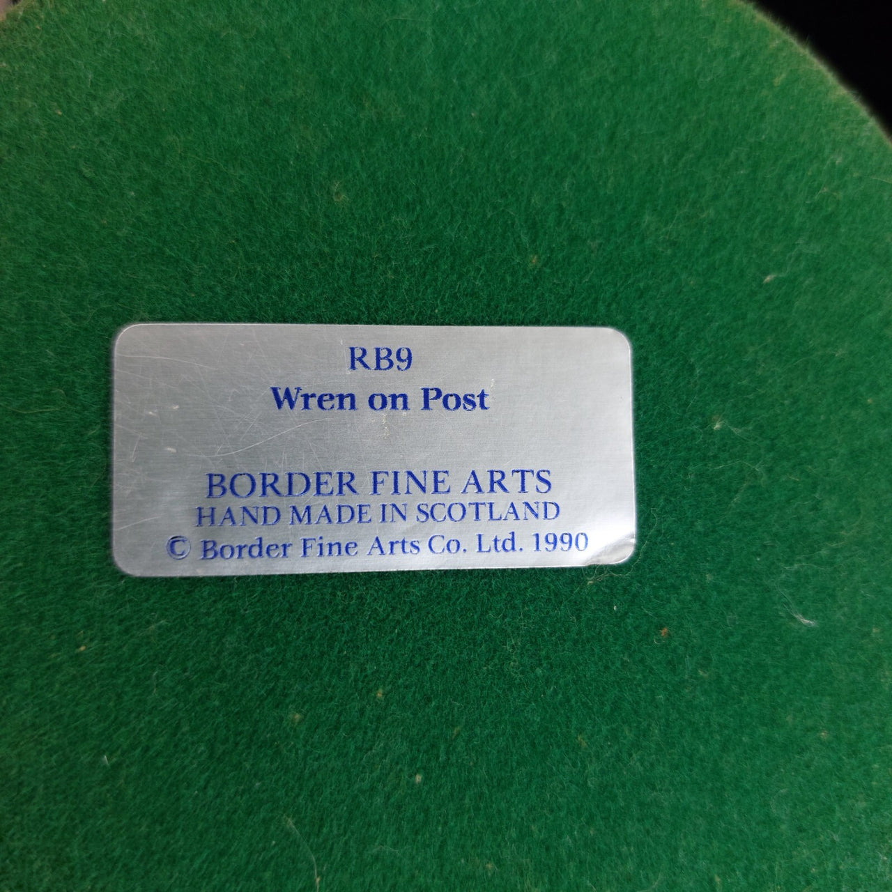 Fine Border Arts Wren on Post RB9 1990 Figurine Scotland Hand Made Bird Sculptur14