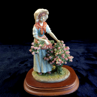 Thumbnail for Leonardo Collection Elizabeth Acceptable Figurine Chipped Hand Painted 8