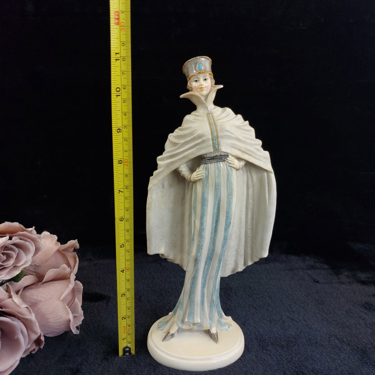 Leonardo Collection Elegant Lady Figurine – Good 28 cm Gilded Blue Striped Cape.1