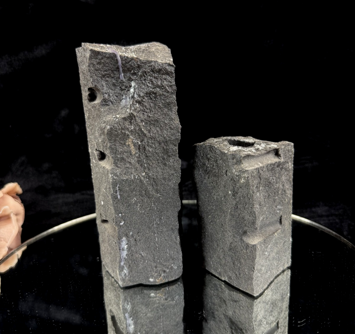 Bording Diabas Swedish Unique HandCrafted Candle Holders Stone Art from Gylsboda6