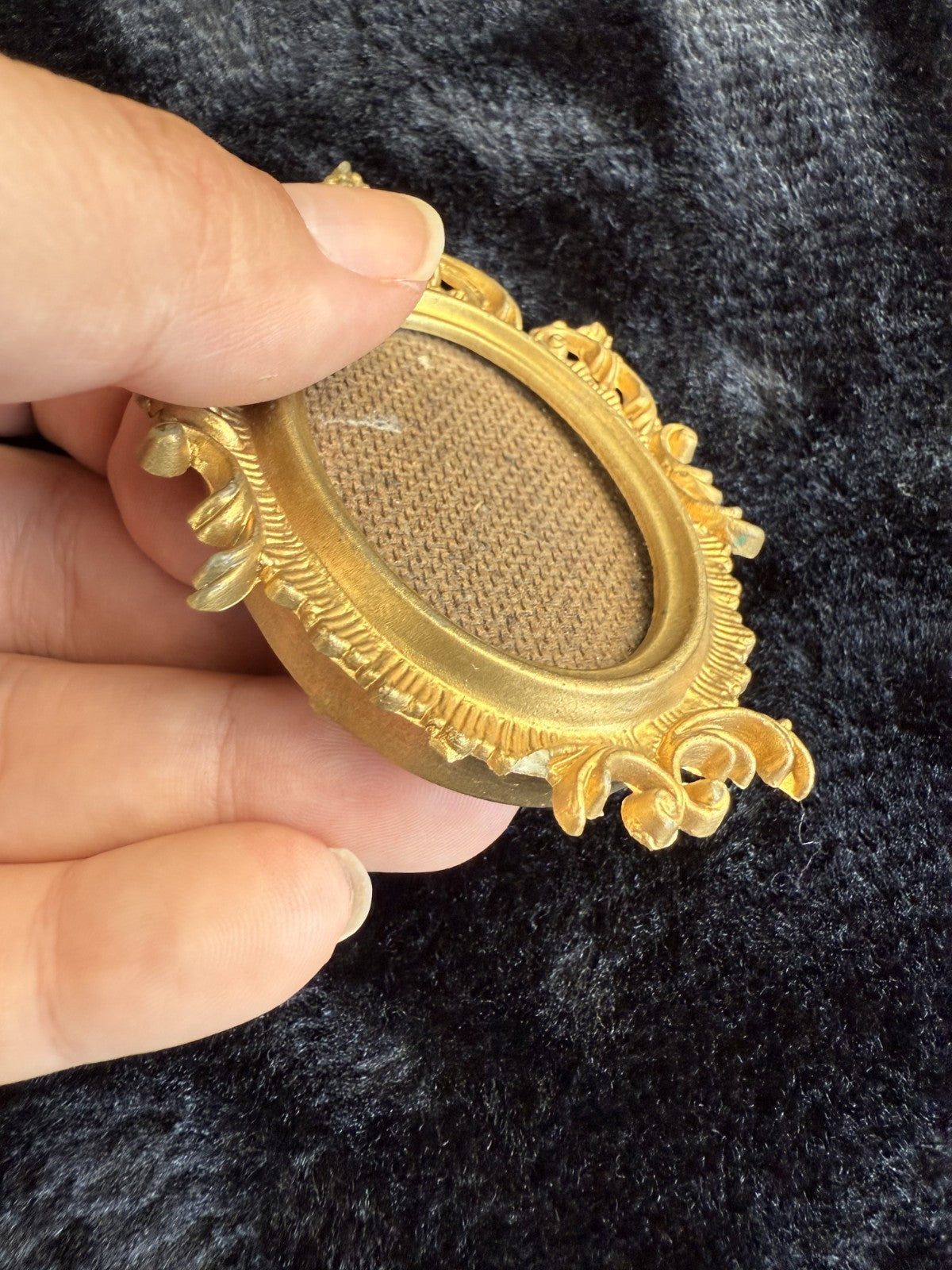 Victorian-Style Miniature Gold Color Plastic Frames Set of 7 Frame Set deco wall7