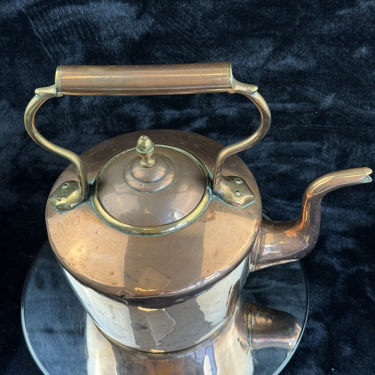 Antique Large Copper Kettle with Brass and Copper Handle - English Country House12
