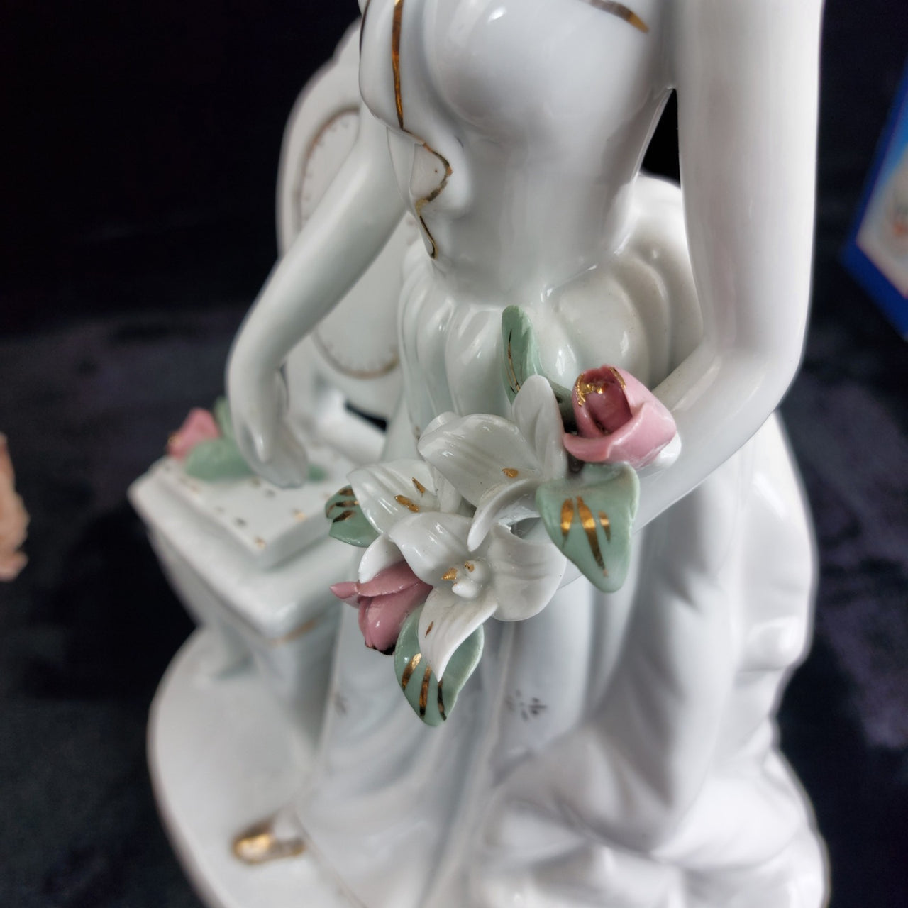 Porcelain Lady Figurine with Chair –  Elegant white ornoment 31cm6