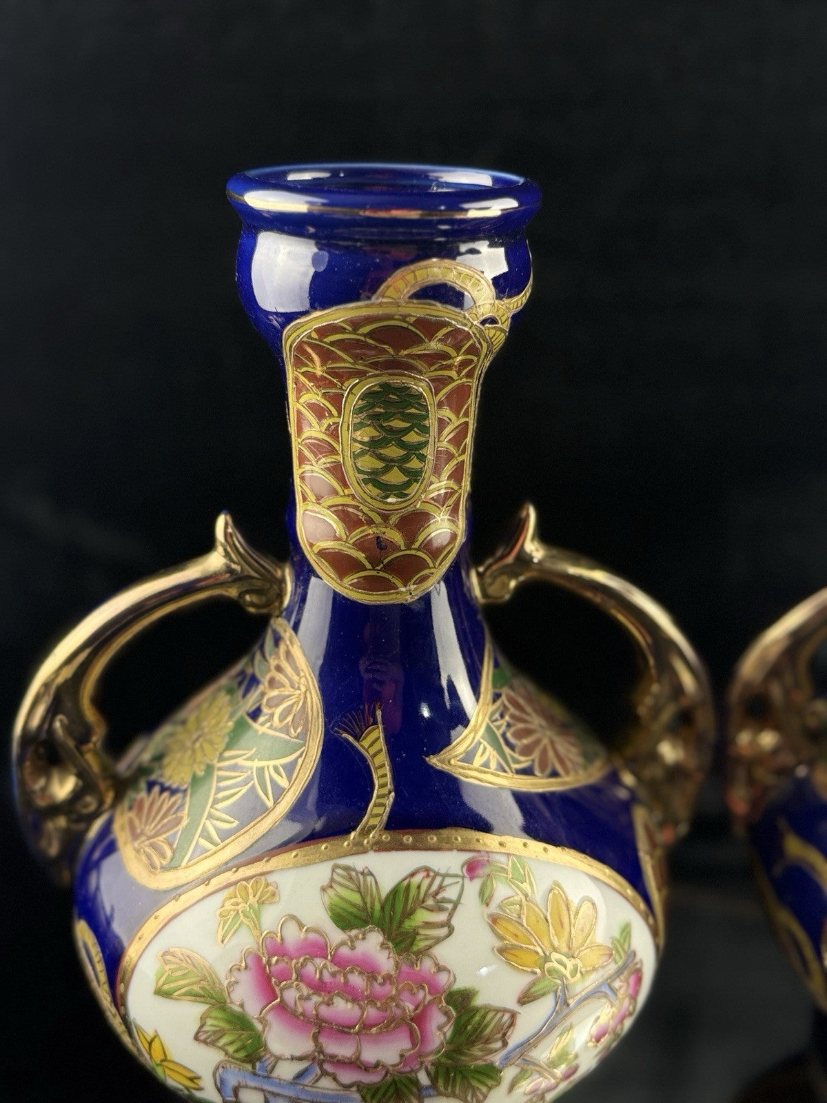 Japanese Blue Cobalt Porcelain Vases Pair Gold Gilt Floral Moriage Antique Decor10