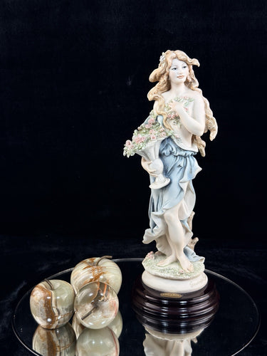 Giuseppe Armani Florence Spring Lady Flowers Figurine 0181C Italy HomeDecor 19920