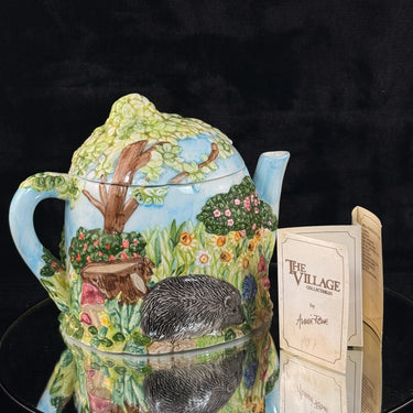 Annie Rowe Village Collectables Teapot Hedgehog Garden Scene 731g Hand Painted1