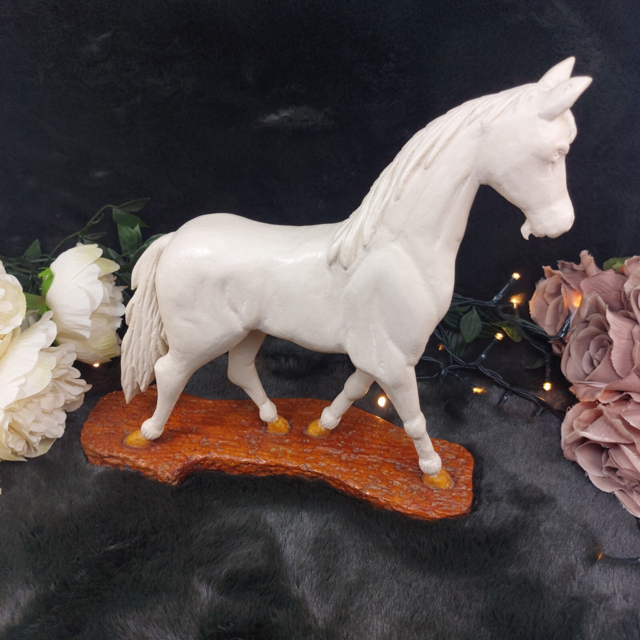 Hand Carved Wooden Horse Figurine â Nose Damage- Rustic Decor Sculpture Orname0