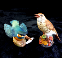 Thumbnail for Royal Worcester Kingfisher & Thrush Bird Figurines England ceramic repaired0