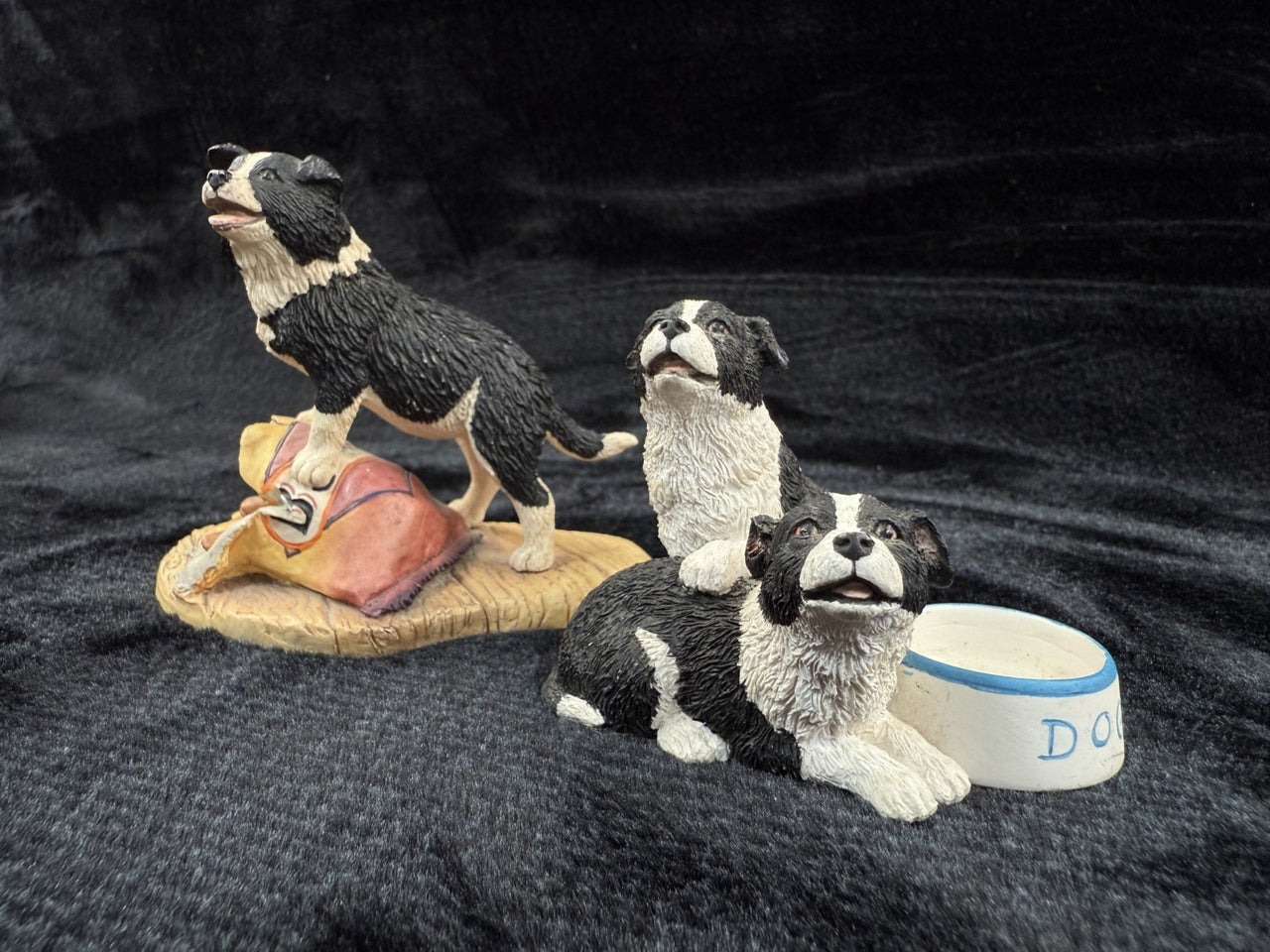 2 Fine Border Arts Dog Figurines "Trouble Ahead" "Future Stars" Collies Resin2