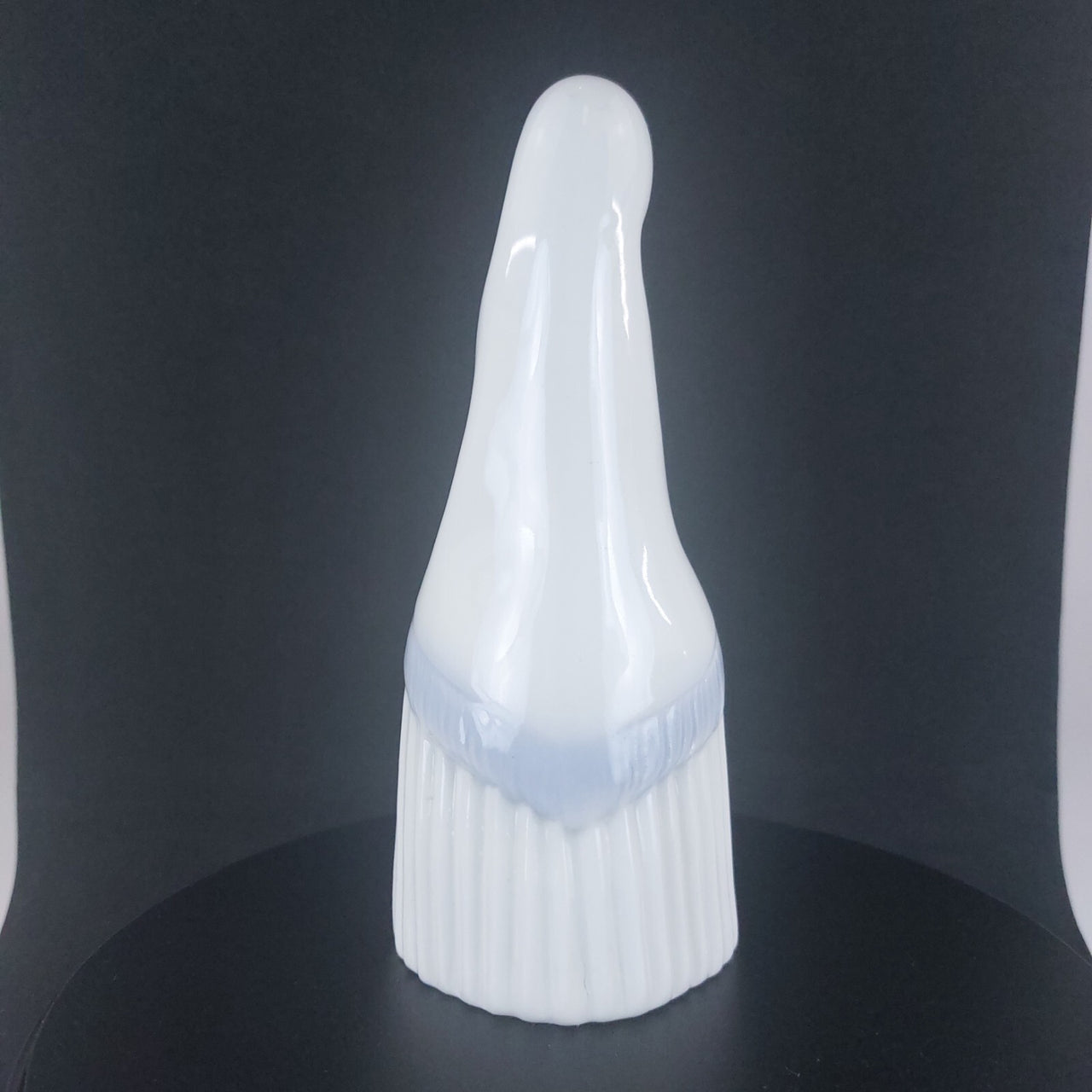 Requena Miquel Nun Figurine Pristine White Porcelain, 6.5" chip on the skirt dec6