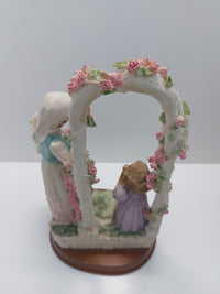 Thumbnail for DaVinci Sweet Roses Mother Daughter Figurine Hand Painted England Chipped 7