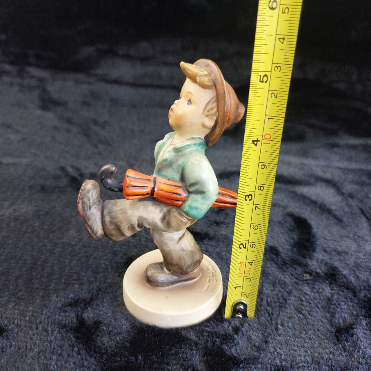 Hummel Umbrella Boy Figurine W.Germany 5" 109/ Repaired Leg Porcelain Vintage9