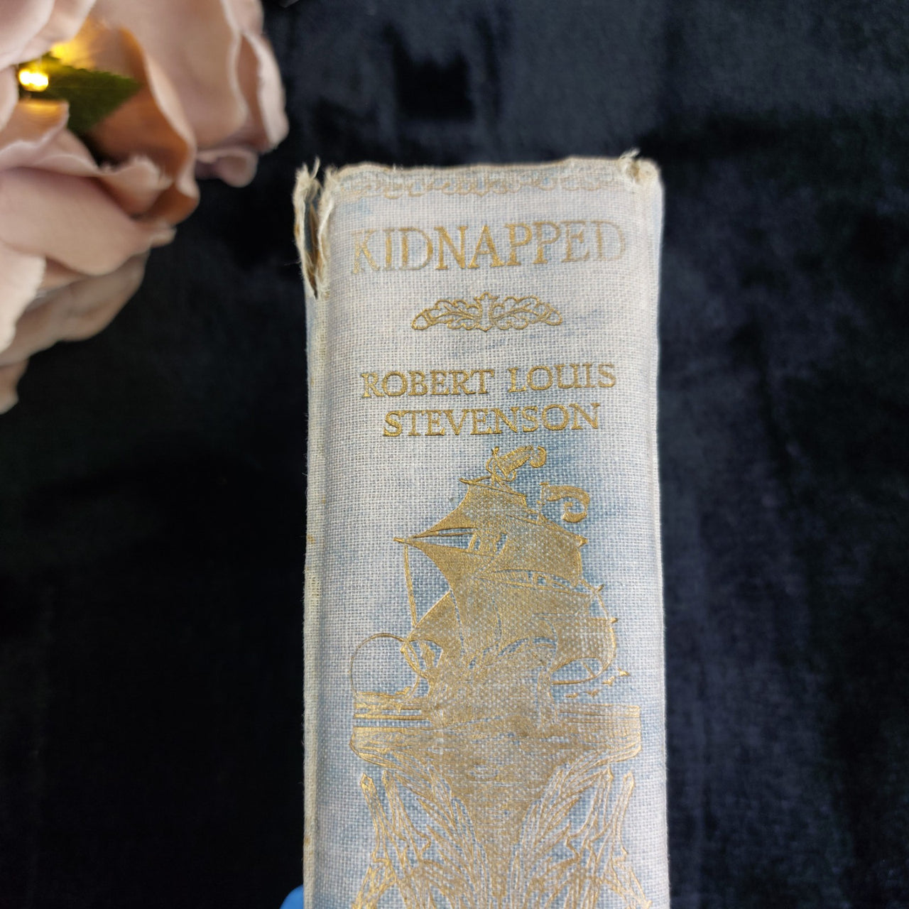 "Kidnapped" by Robert Louis Stevenson – Illustrated Hardcover , Grayson Edition 2