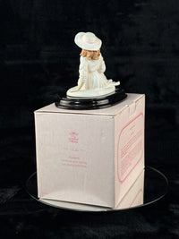 Thumbnail for Leonardo Ella Collection Figurine by Annie Rowe with Box 705g Lady gift White 6