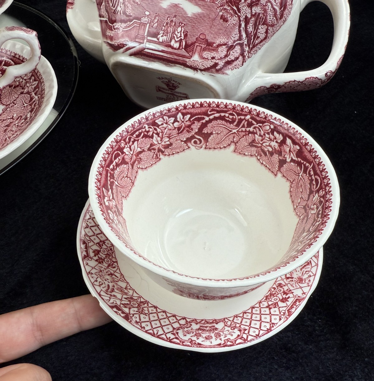 Mason's Ironstone Vista Dinnerware Tea Set patent Red Transferware England Chips20