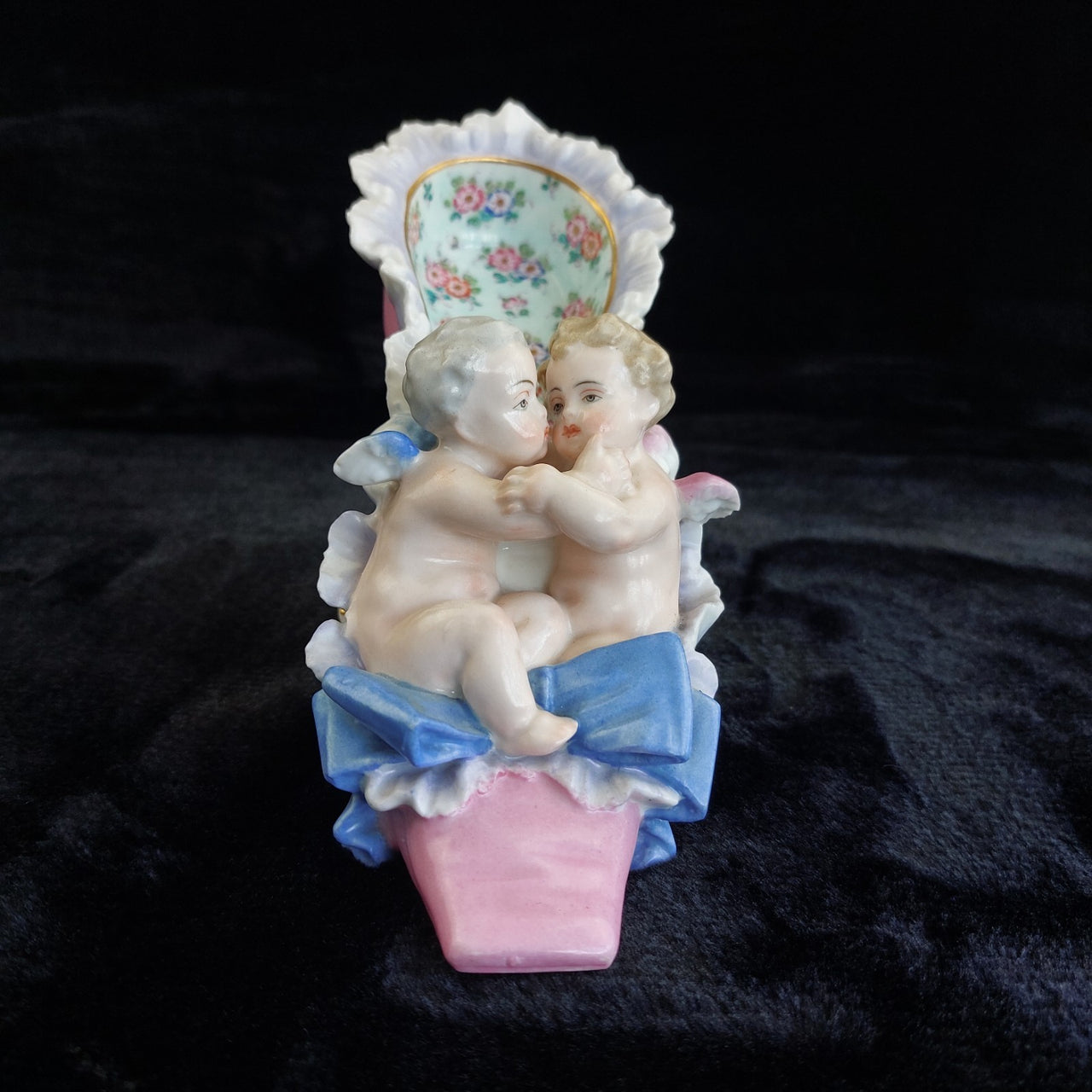 Antique Dresden / Meissen Porcelain High Heel Shoe Figurine With Cherubs Germany6
