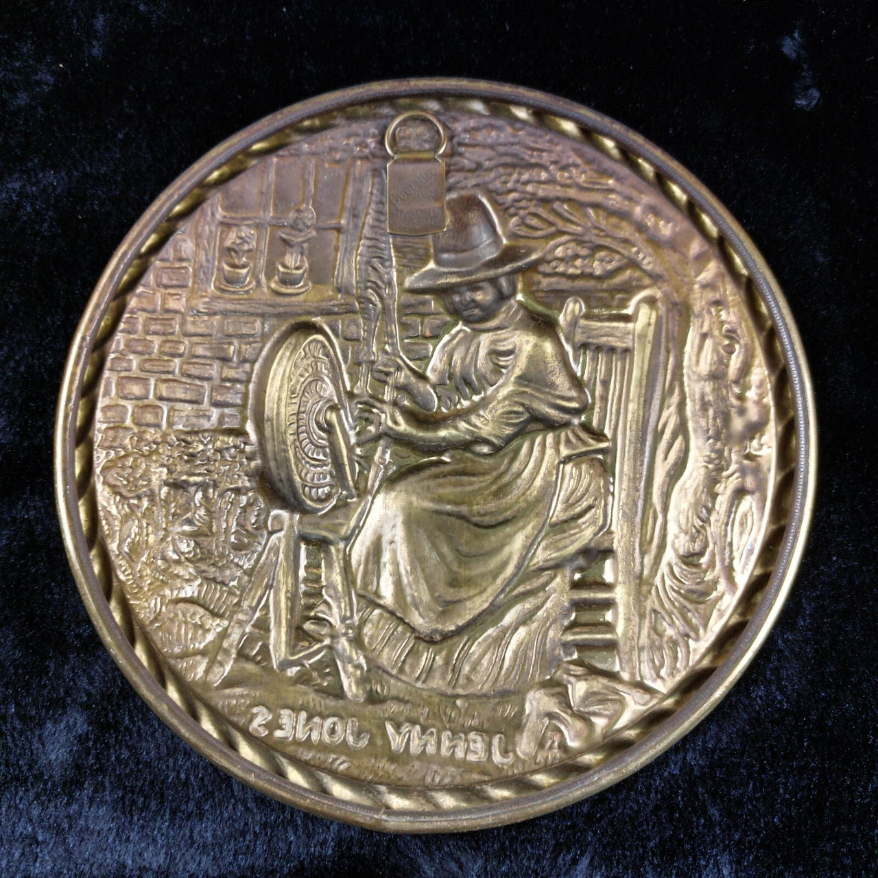 Vintage Jenny Jones Brass Wall Plaque Plate 6.5" Welsh Folk Spinning Wheel Art5