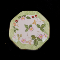Thumbnail for Wedgwood Wild Strawberry Octagonal Trinket Box Bone China Made in England Gold T13