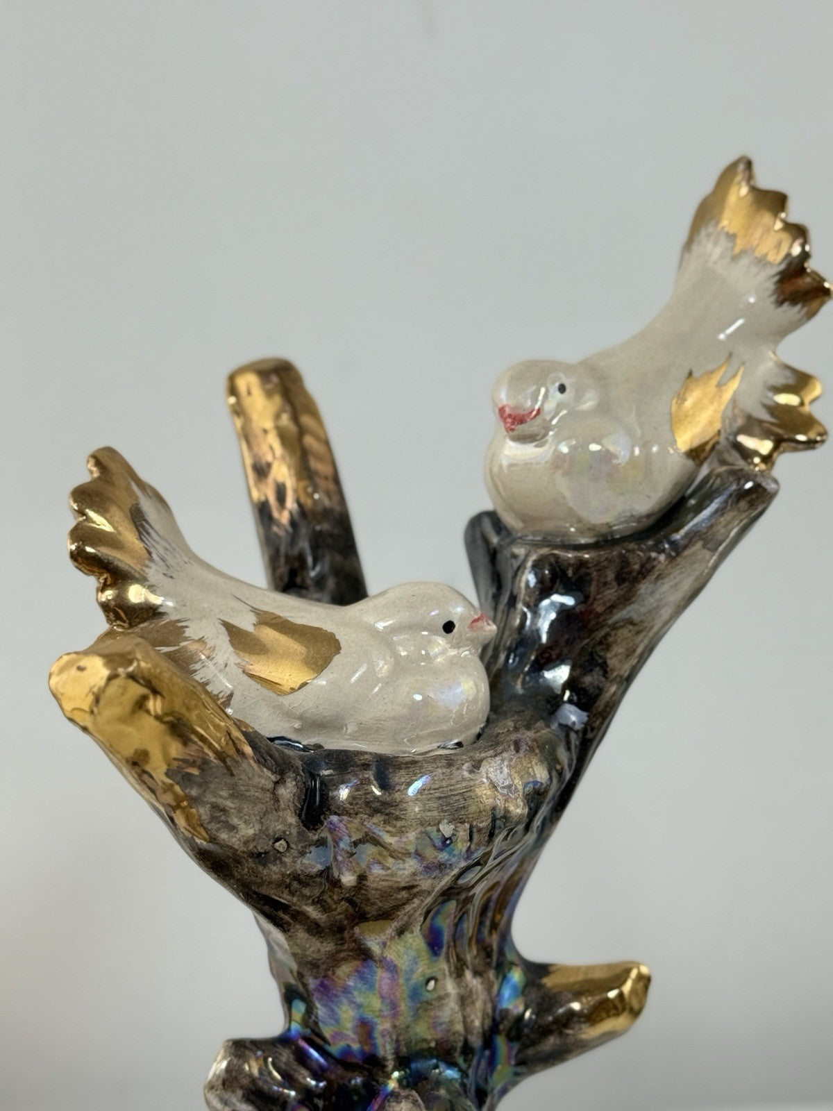 Ceramic Bird Pair Figurine Tree Truck Iridescent Roses Good Trim See Pics Decor7