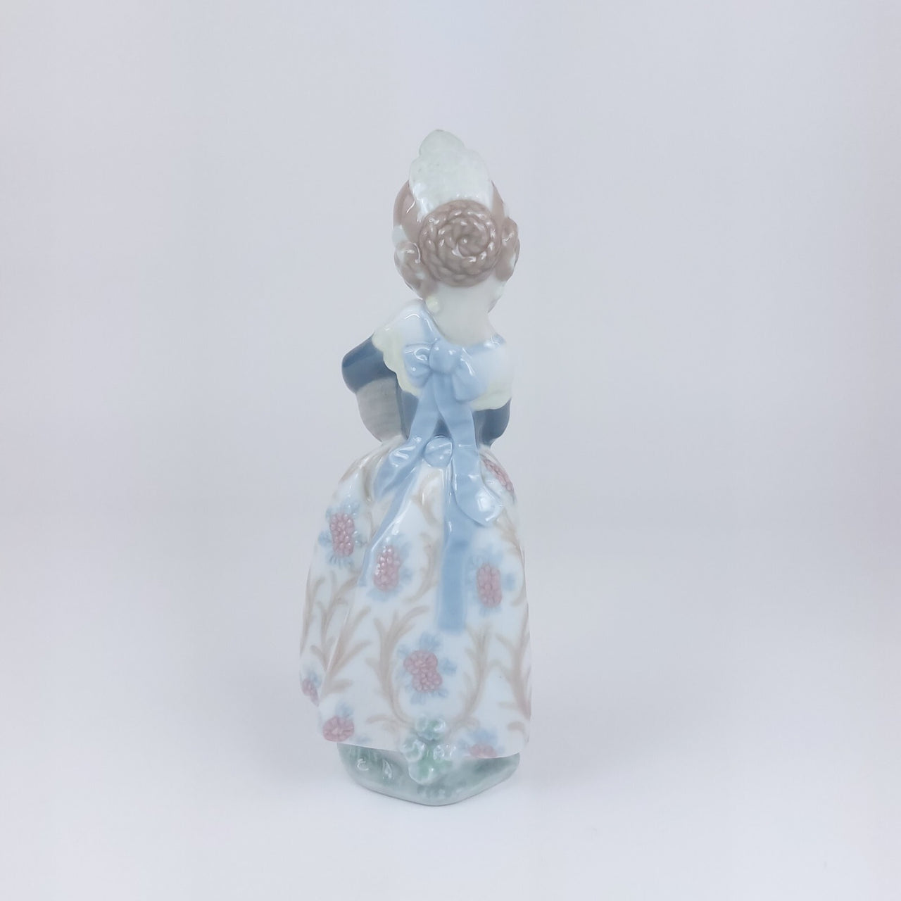Rare NAO by Lladró Spanish Porcelain Girl with Basket Figurine Handmade Spain19