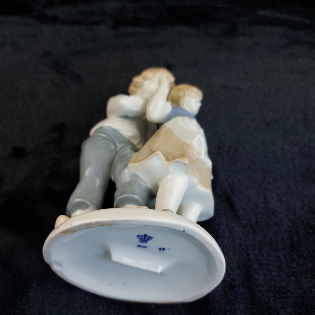 Grafenthal Porcelain Figurine GDR Boy & Girl German Vintage Art  Germany. 7.5in9