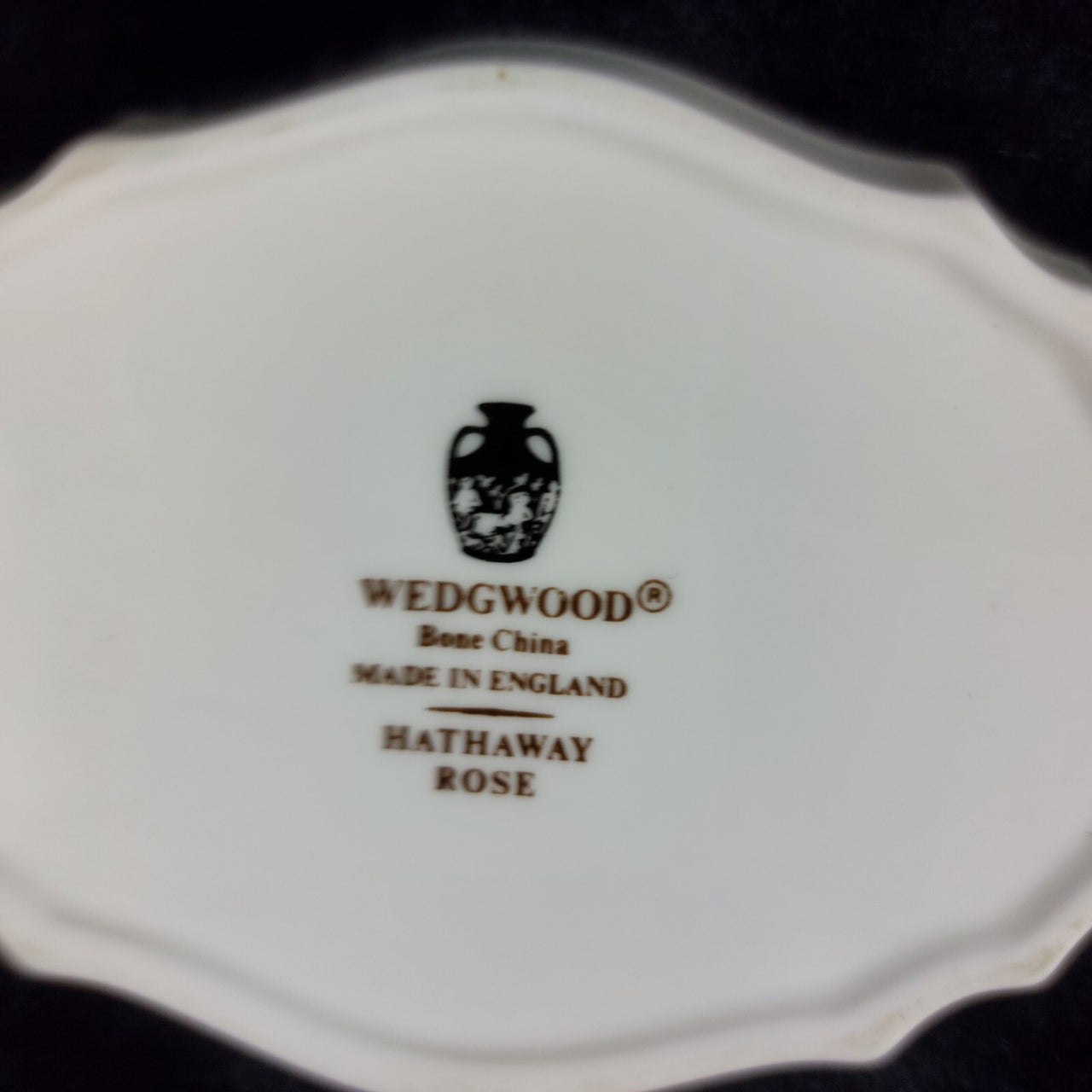 Wedgwood Hathaway Rose Bone China Pin Dish - calloped Edge 4.5" Made in England4