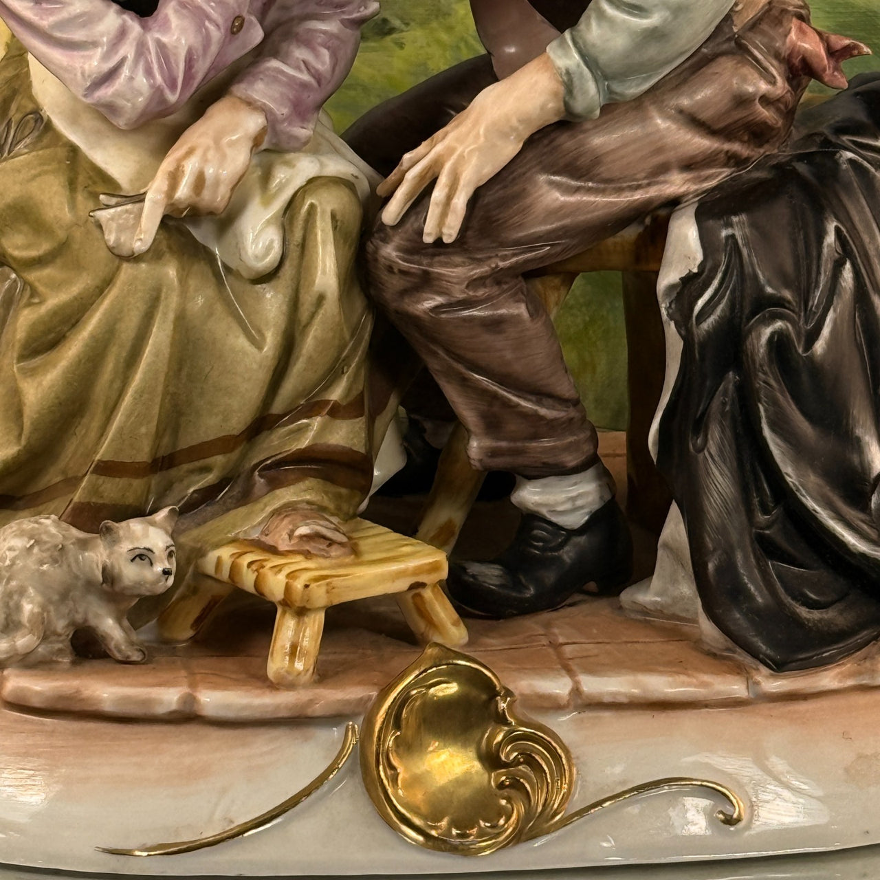 Fuji Figure Porcelain Couple Scene Large Figurine 9.5in display decor bookshelf6