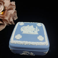 Thumbnail for Wedgwood Jasperware Blue Square Trinket Box – 4