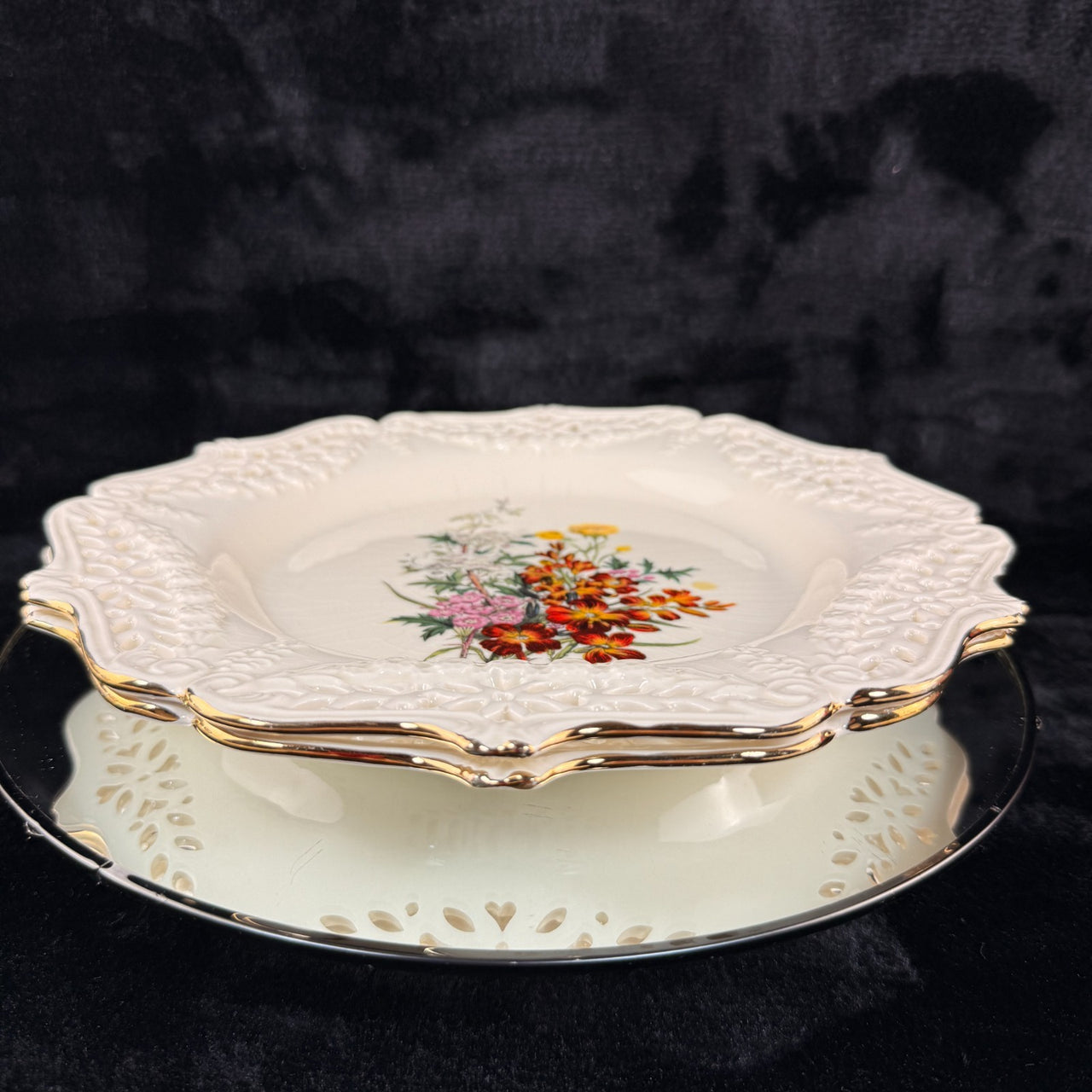 Royal Creamware Floral Gift Plates x2 Buttercups Wild Roses Ltd Ed England 10.5"13