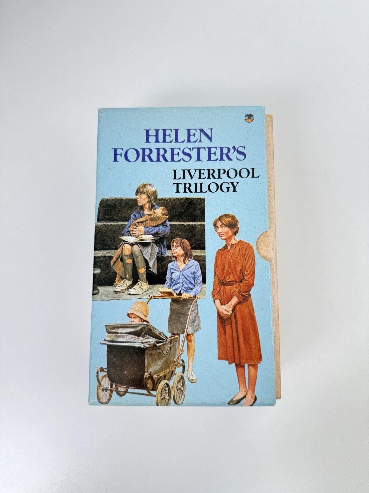 Helen Liverpool Forrester Trilogy 1984 Fontana Box Set – See Pics Book Set Water2