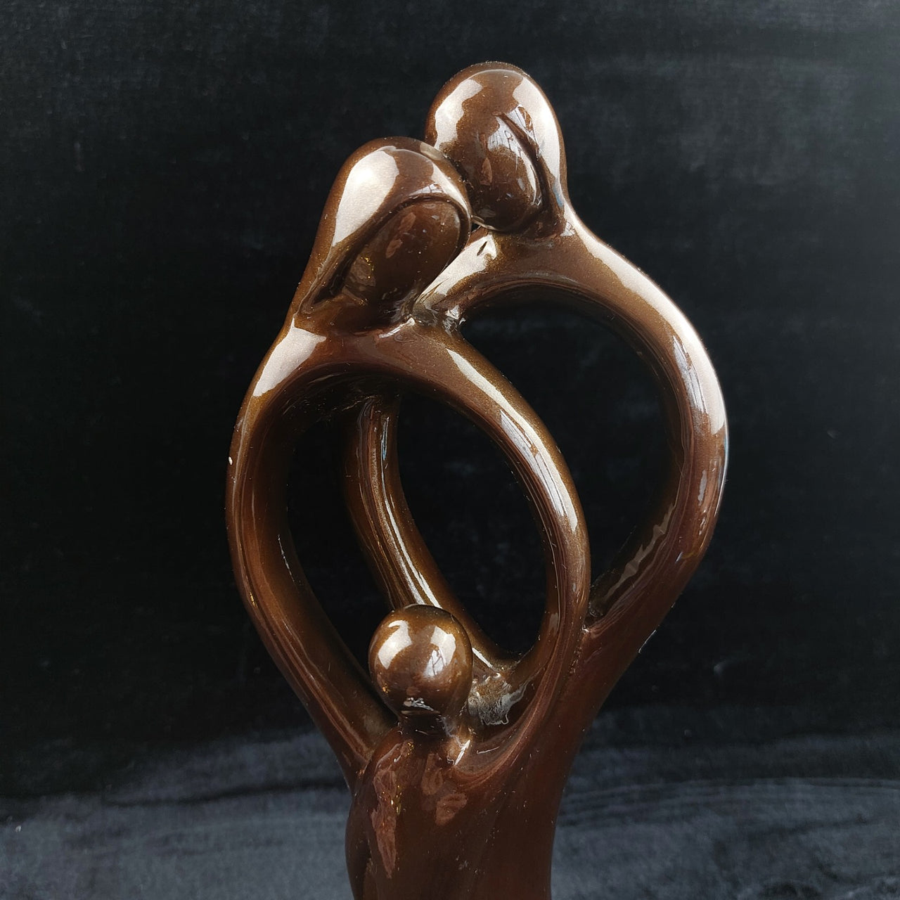 Abstract Family Sculpture Bronze Look Resin Art Figurine Worn Base 28cm China1