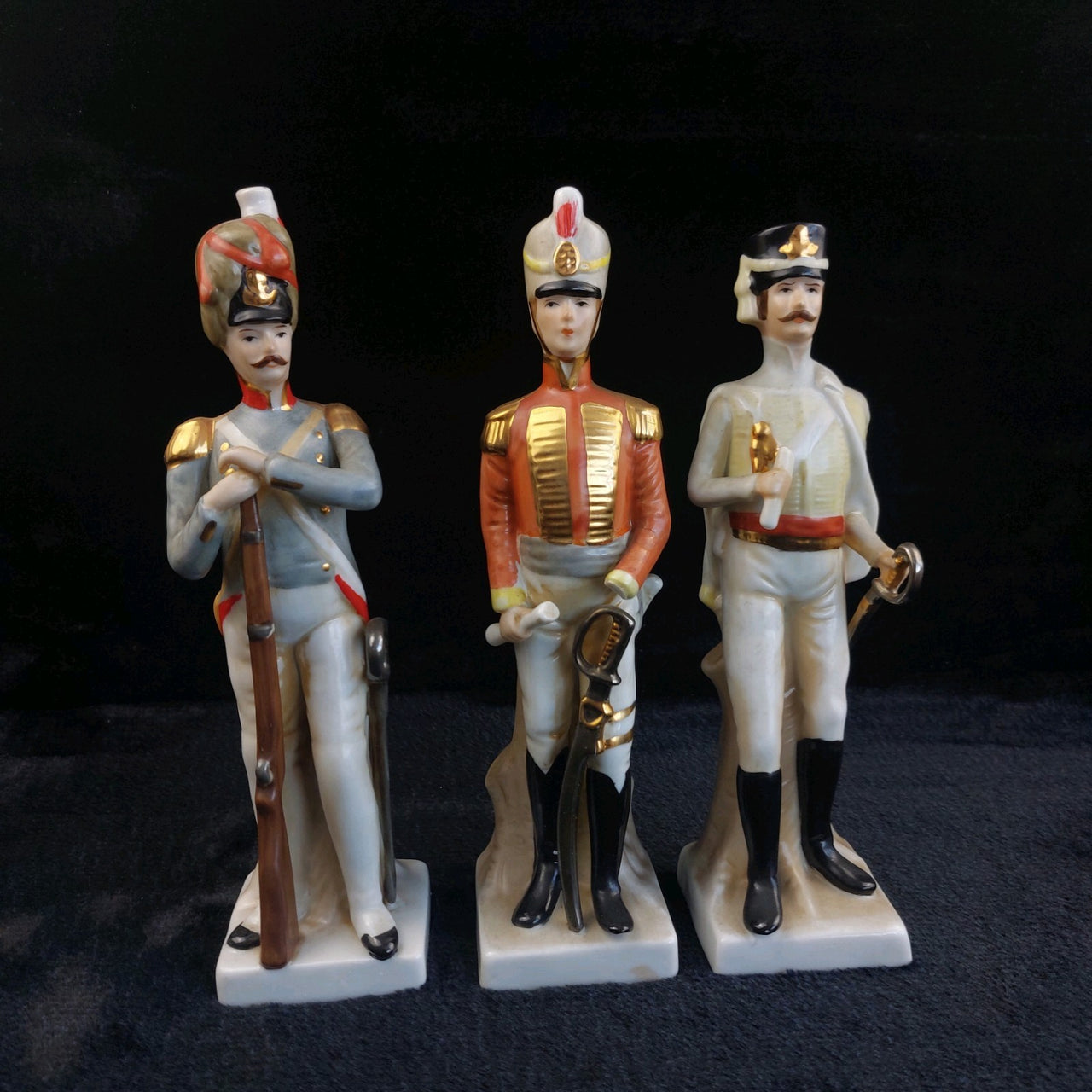3Napco Military Porcelain Figurines Set Made in Sri Lanka Tall one hand broken1