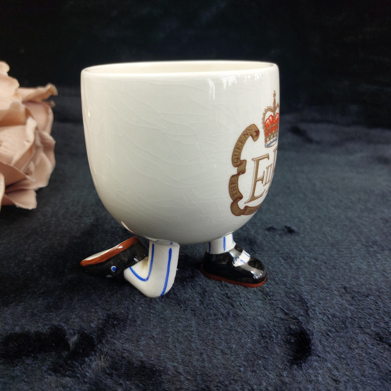 Carlton Ware Jubilee Queen Mug Cup – Novelty Feet Design England 1952–1977 Pair.7