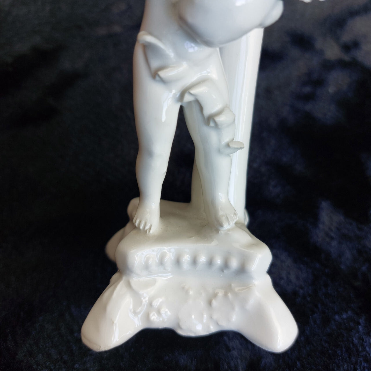Antique Italy Cherub Figurines Pair 6.5in Porcelain White Trumpet Flowers Damage11