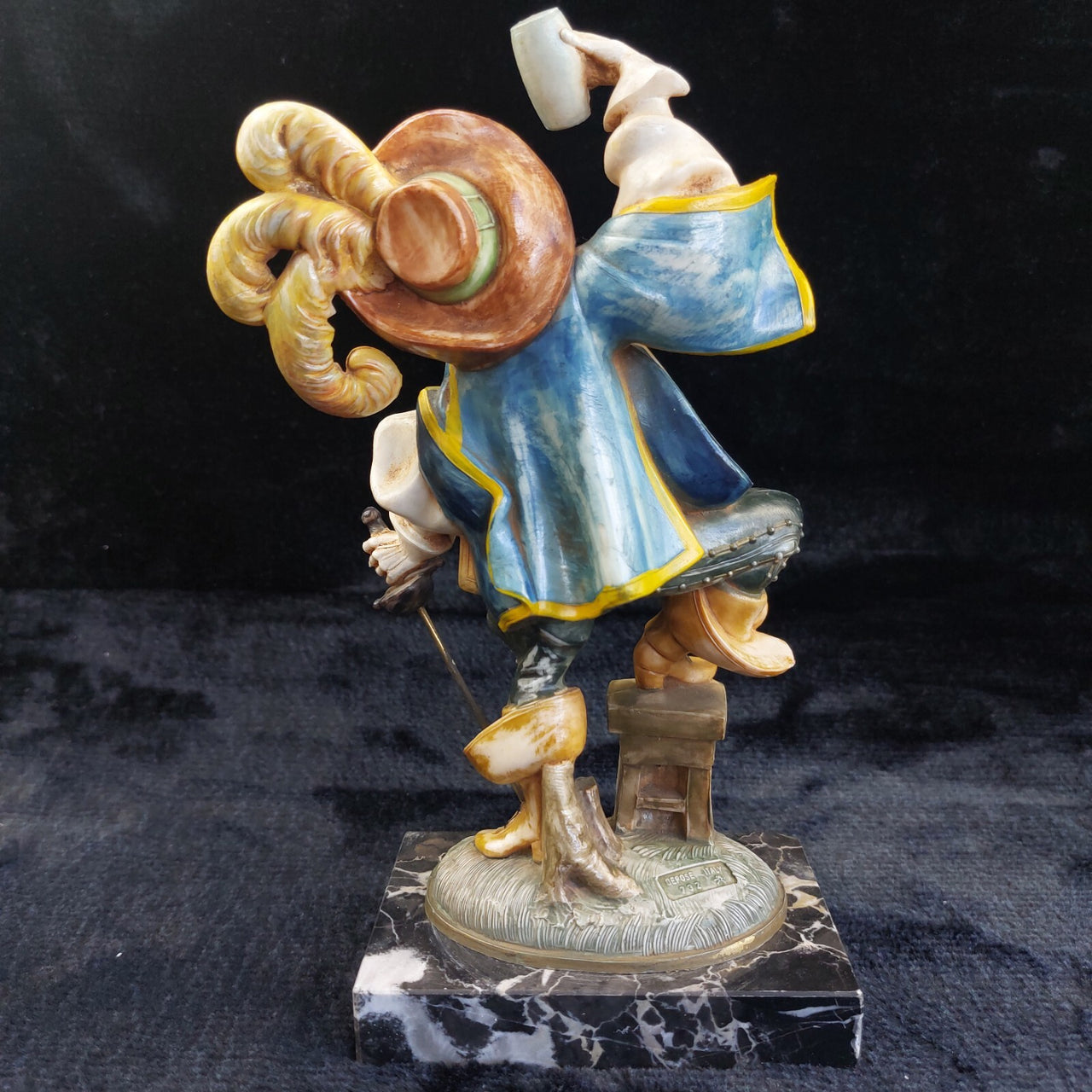 Italy Depose 732 Musketeer Figurine 9" Marble Base Hand Painted collectable gift4