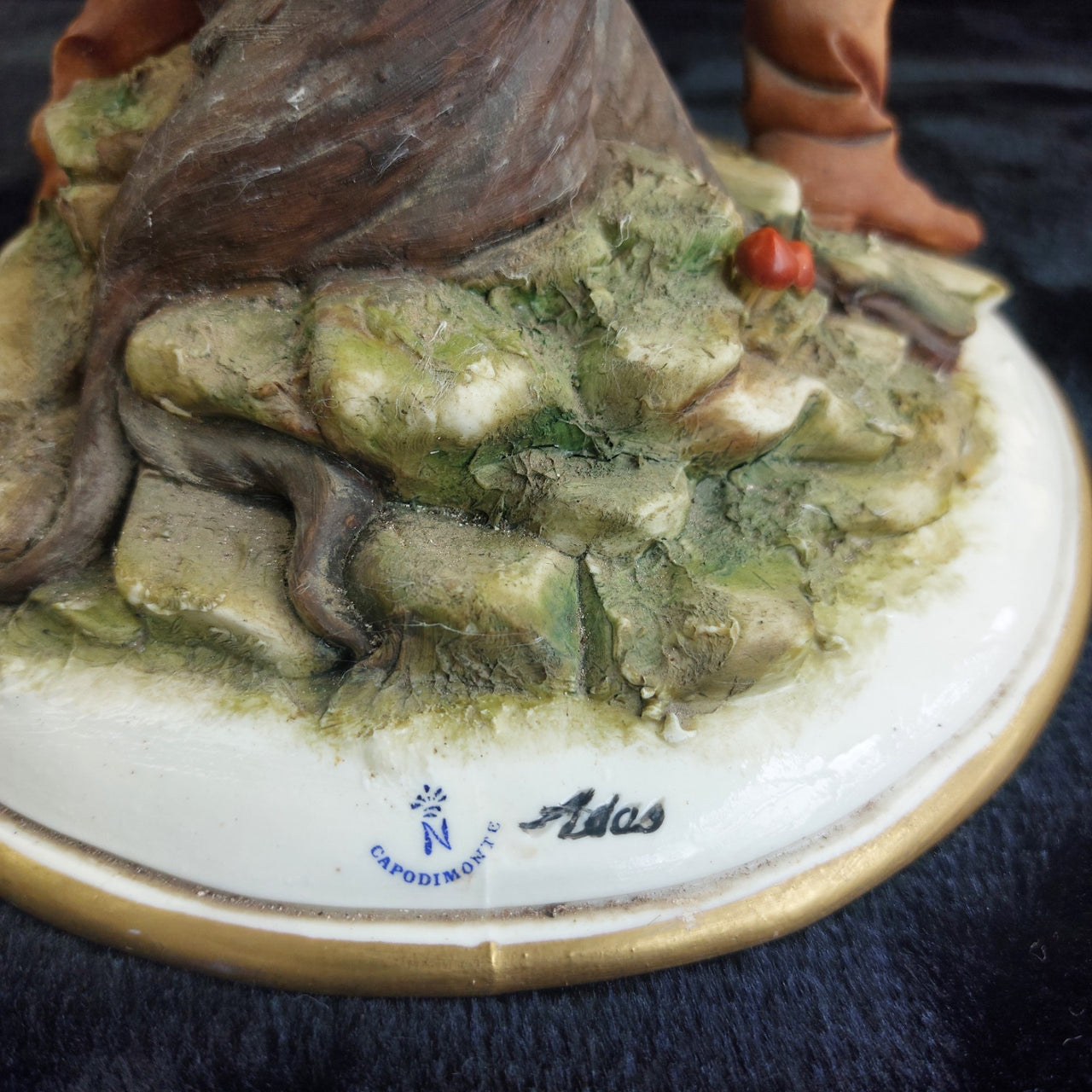 Ades Fisherman Signed Capodimonte Porcelain Figurine 17"Tree Base Italy pics see17