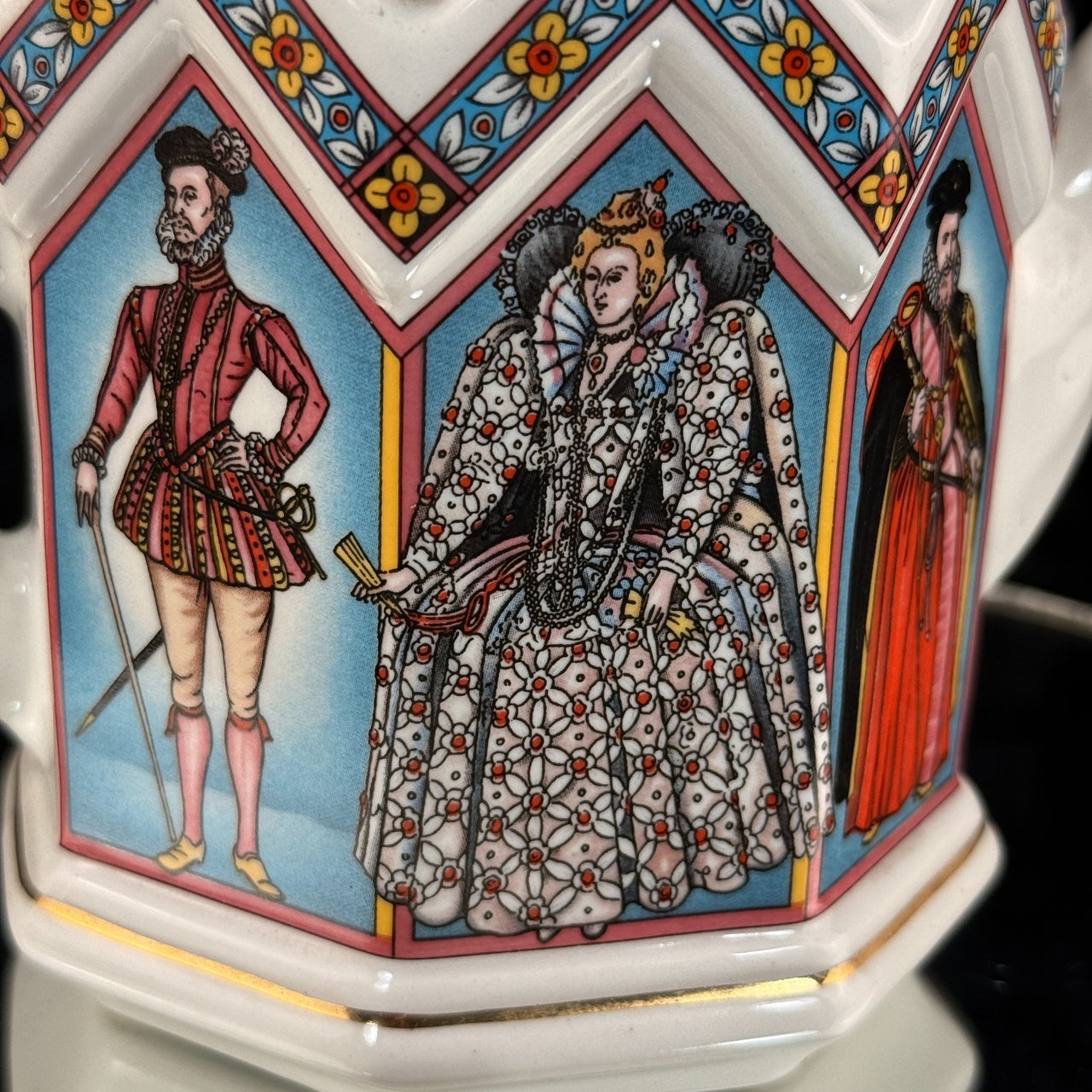 Sadler I Elizabeth Teapot England 1588 Spanish Armada Crown Lid Rare Queen 606g8
